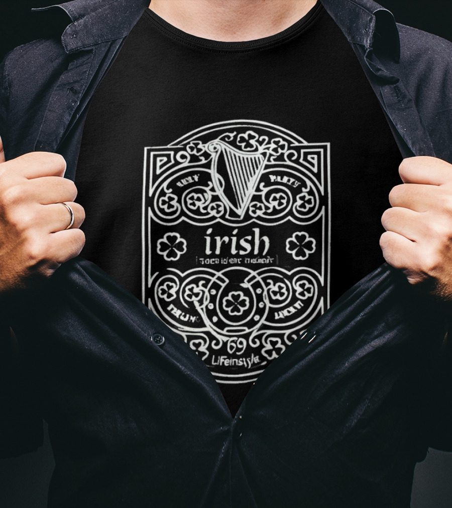 Irish Harp Shamrock Celtic Heritage St Patrick's Day T-Shirt