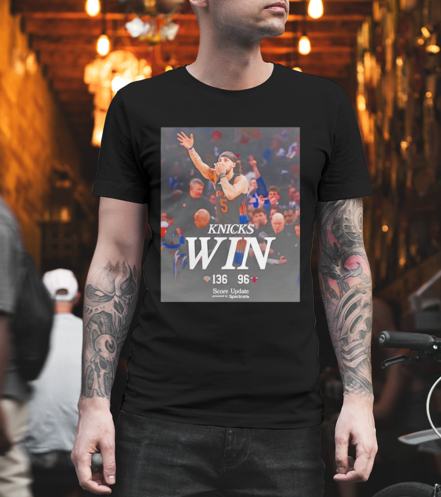 Knicks Win Jalen Brunson Celebration 136 96 Over Chicago Bulls T-Shirt