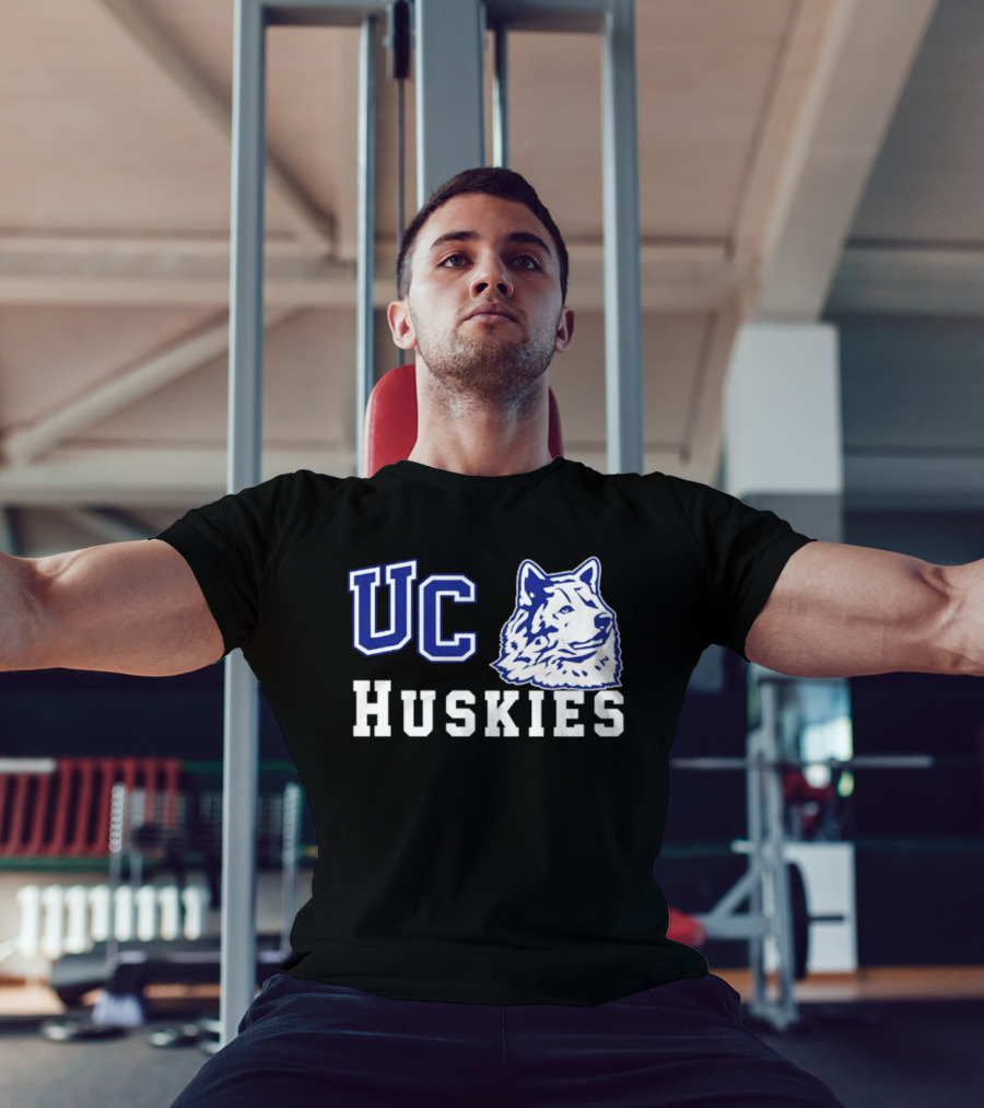 UC Huskies Wolf Head T-Shirt