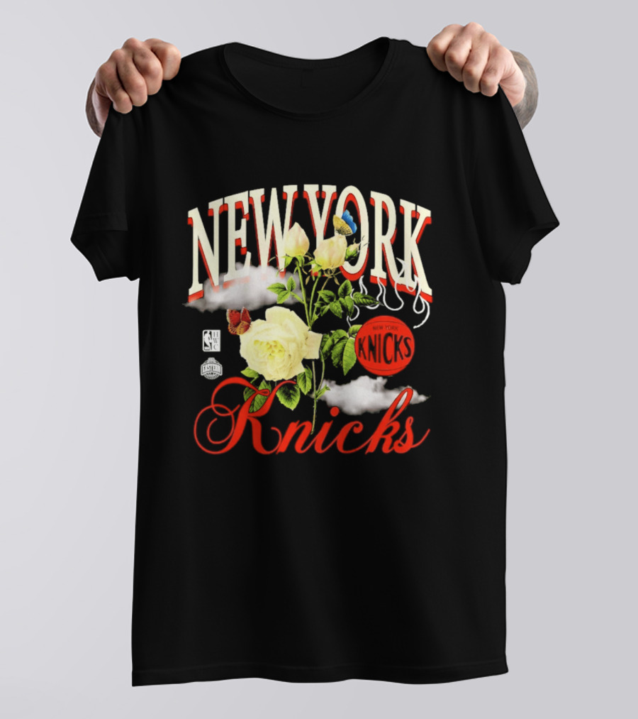New York Knicks Floral Art With Butterflies And Roses T-Shirt