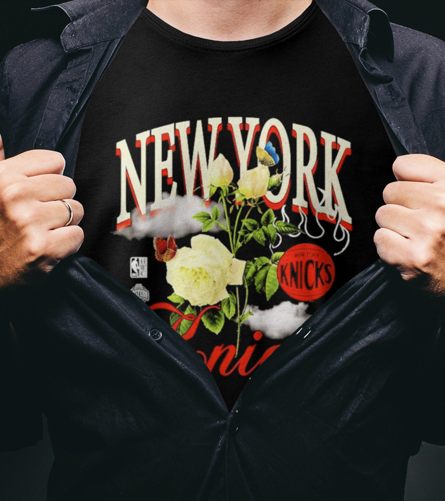 New York Knicks Floral Art With Butterflies And Roses T-Shirt