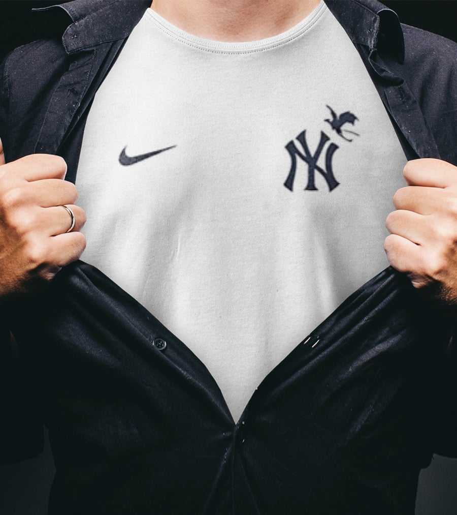 Nike New York Yankees Fourth Wing Nights T-Shirt