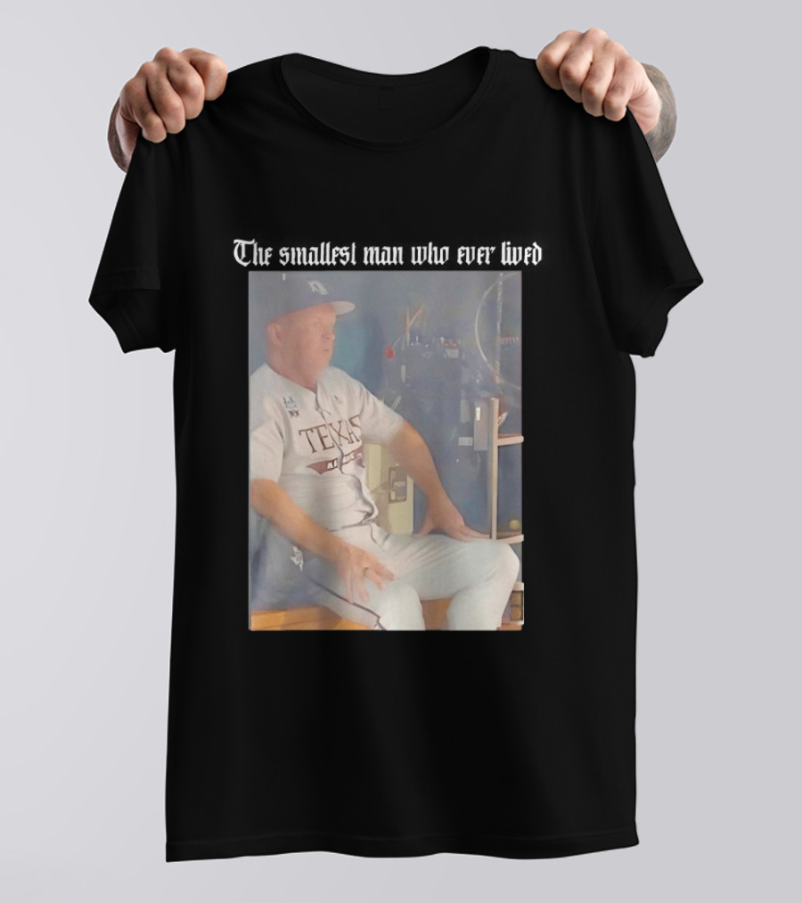 Texas A&M Aggies Jim Schlossnagle Baseball Coach Sitting Relaxed T-Shirt