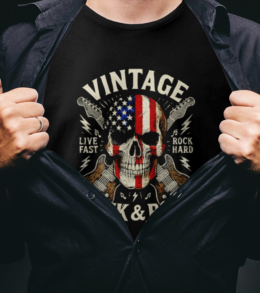 Vintage Skull American Flag Guitar Live Fast Rock Hard Rock & Roll T-Shirt
