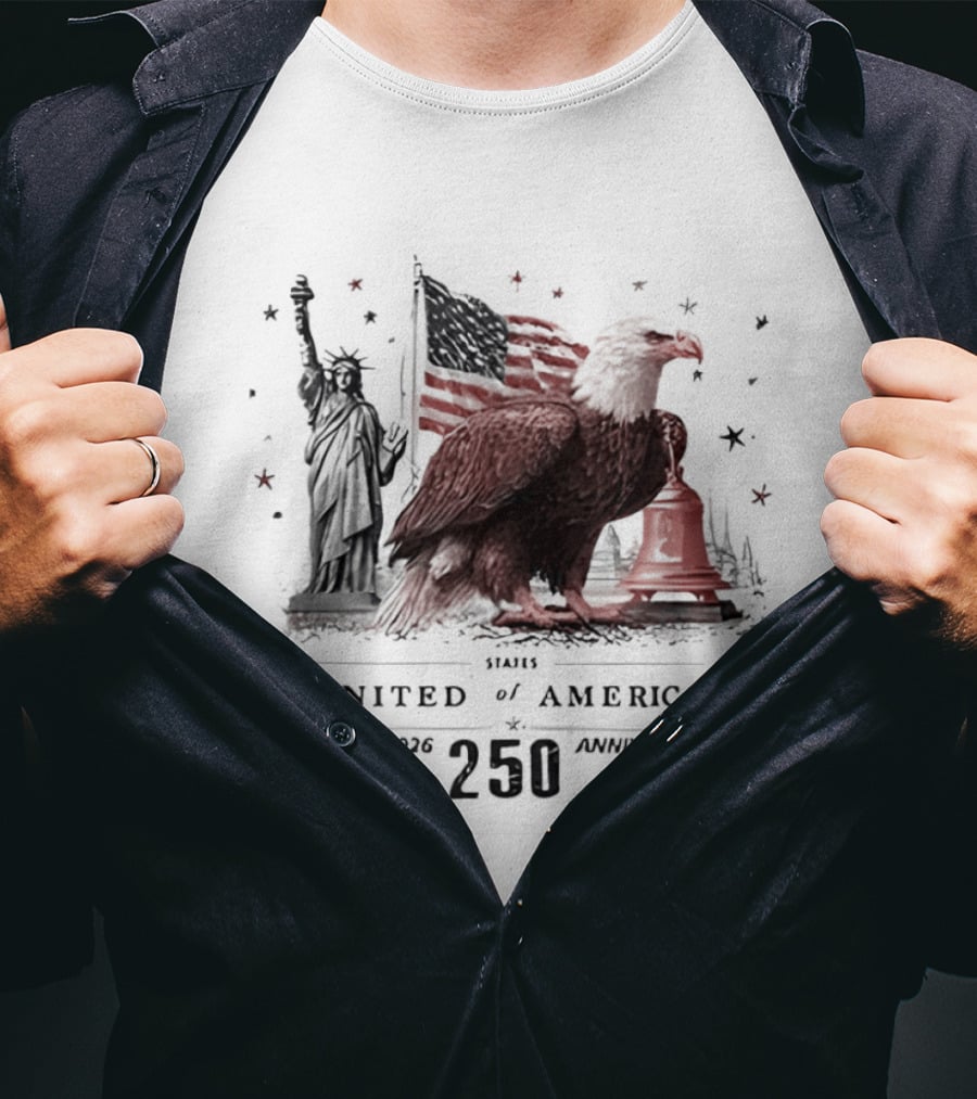 United States Of America 250 Anniversary Statue Of Liberty Eagle Bell T-Shirt