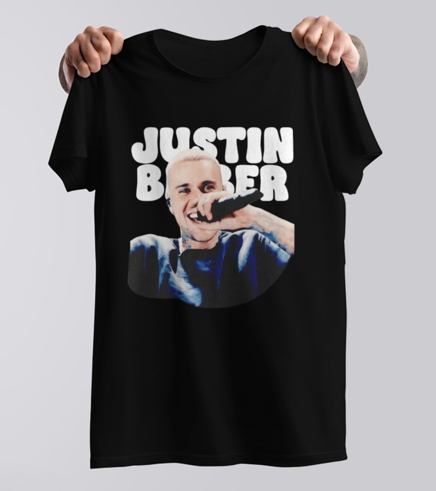 Justin Bieber Singing Microphone Selfie Photo T-Shirt