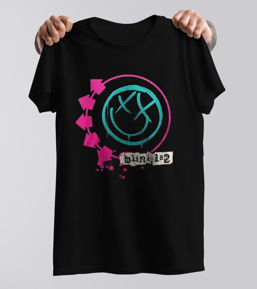 Blink 182 34th Anniversary Thank You For The Memories Band Signatures Iconic Smiley Logo Arrows T-Shirt