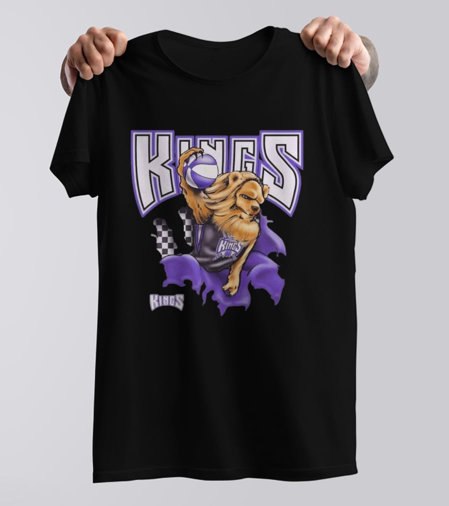 Mitchell & Ness Purple Sacramento Kings Breakthrough Fierce Lion Basketball T-Shirt