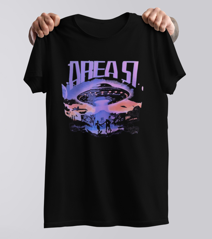 Area 51 UFO Extraterrestrial Invasion Scene T-Shirt