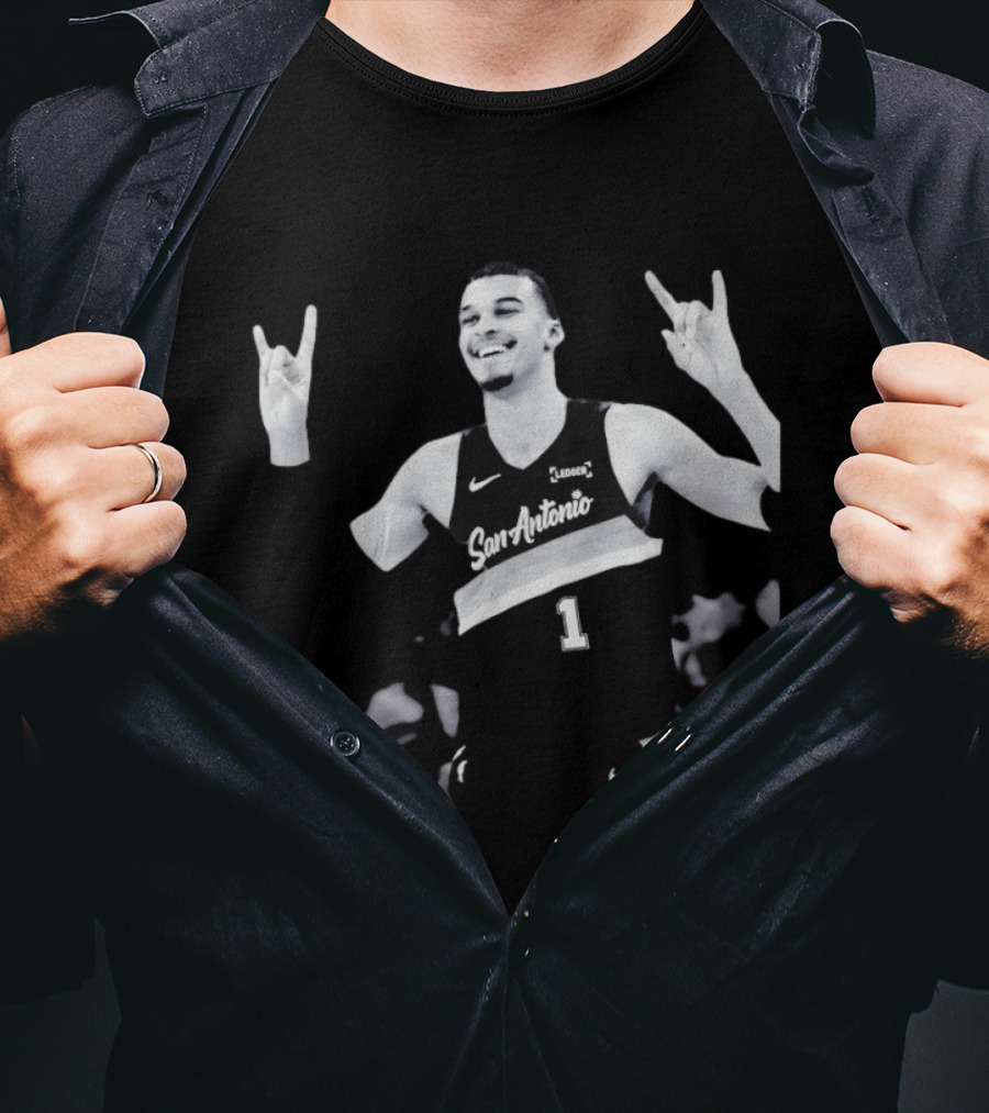 Victor Wembanyama San Antonio Spurs Hook 'em Horns University Of Texas NBA Longhorns T-Shirt