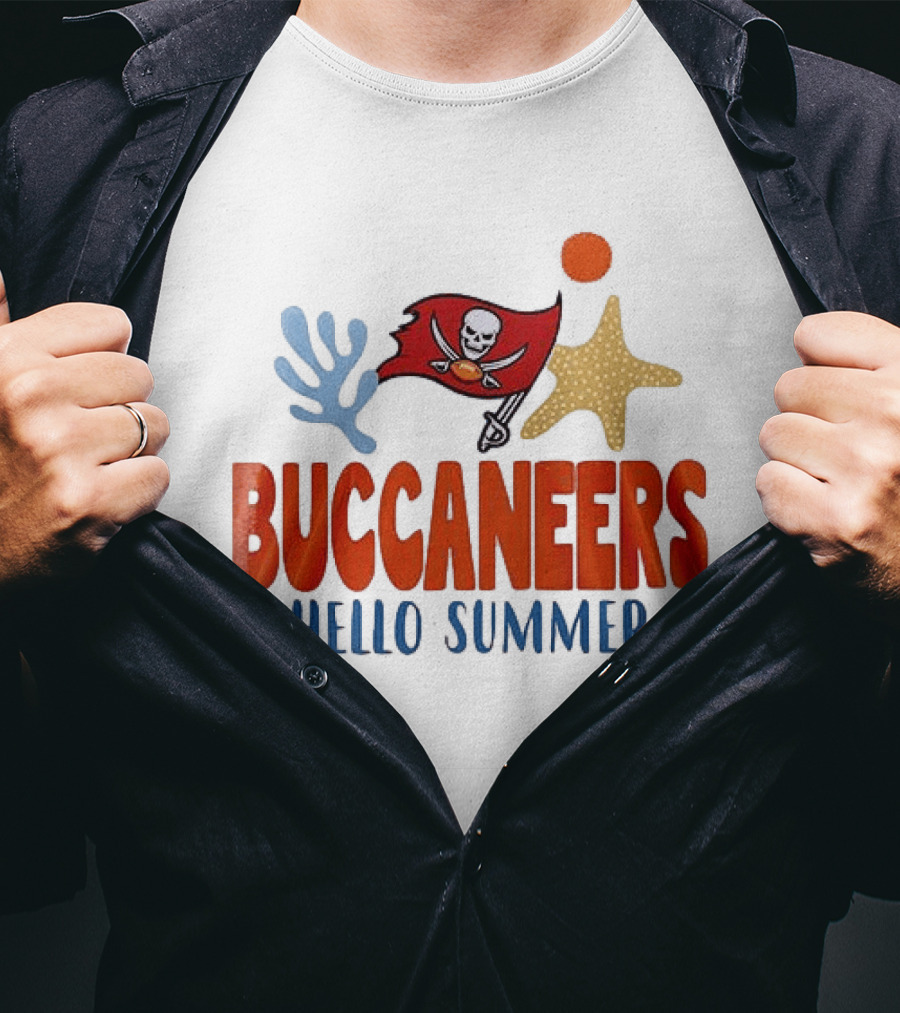 Tampa Bay Buccaneers Summer Fun Scream And Shout School's Out T-Shirt