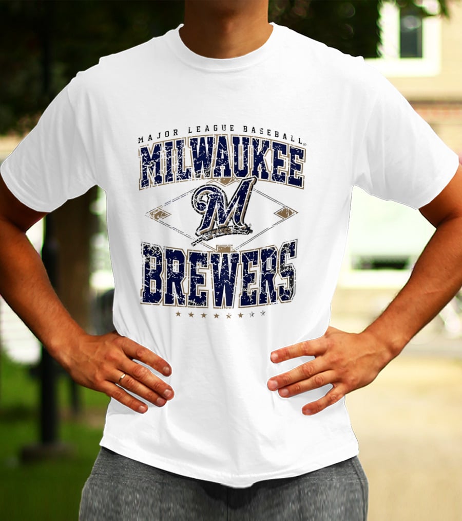 Milwaukee Brewers Major League Baseball Cooperstown M Diamond T-Shirt