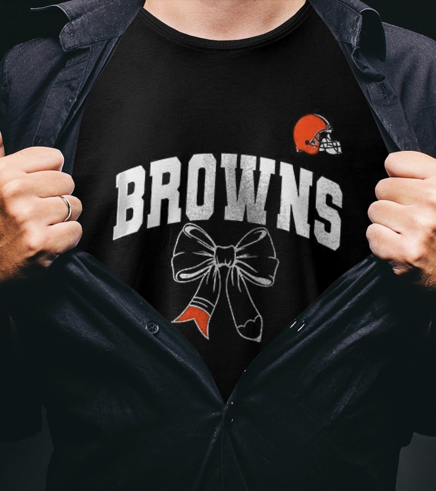 Cleveland Browns Retired Teacher Lover Ribbon Helmet T-Shirt