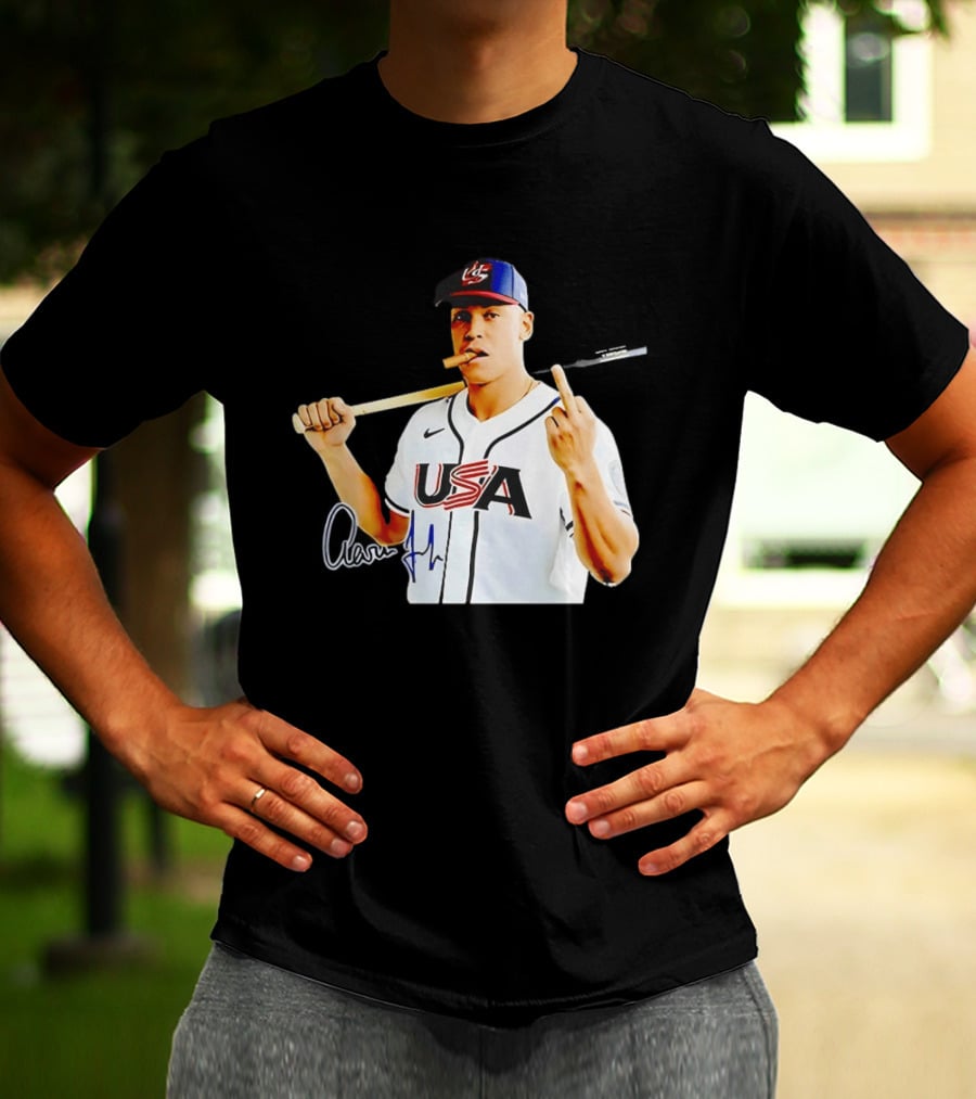 Aaron Judge USA World Baseball Smoking Middle Finger Gesture Iconic Sports Symbolism T-Shirt