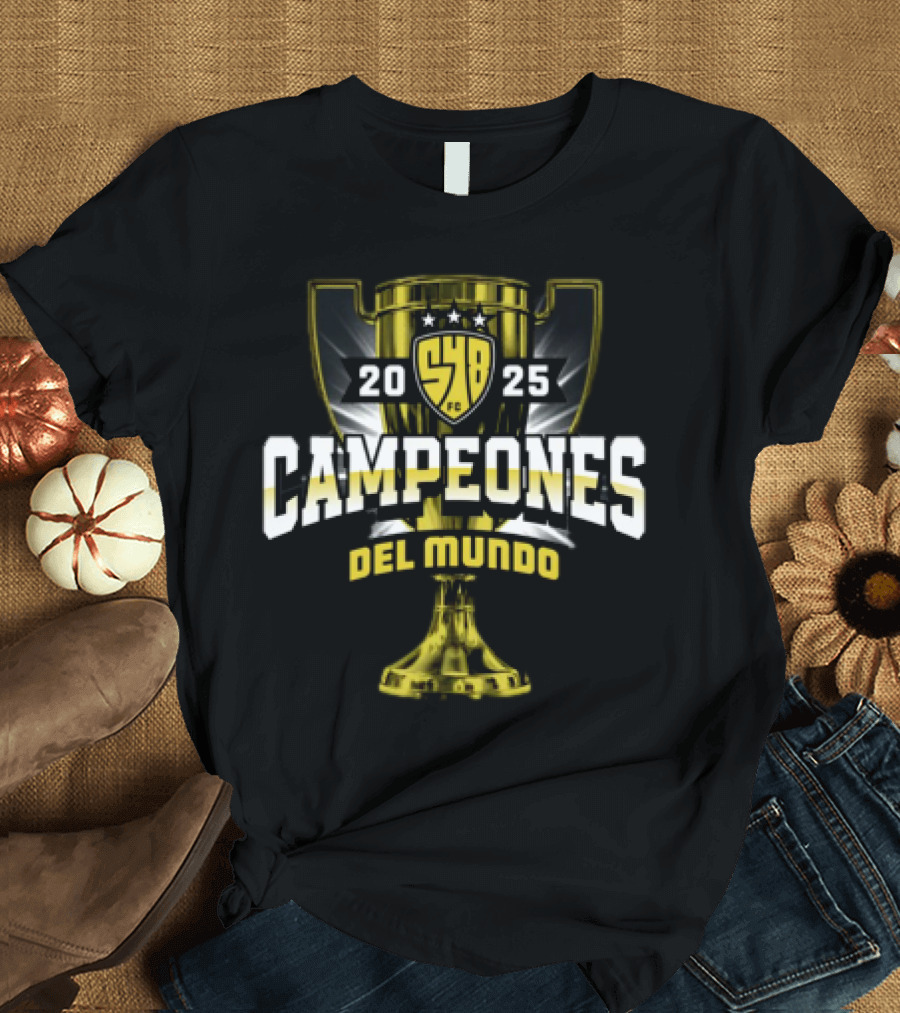 Campeones Del Mundo 2025 SYB FC Trophy Brilla 548 T-Shirt