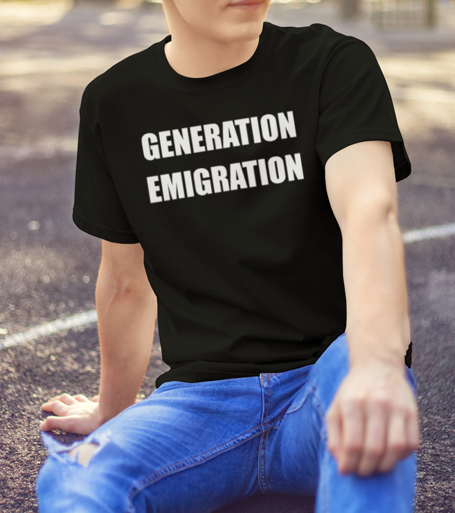 Generation Emigration Eva Vlaardingerbroek T-Shirt