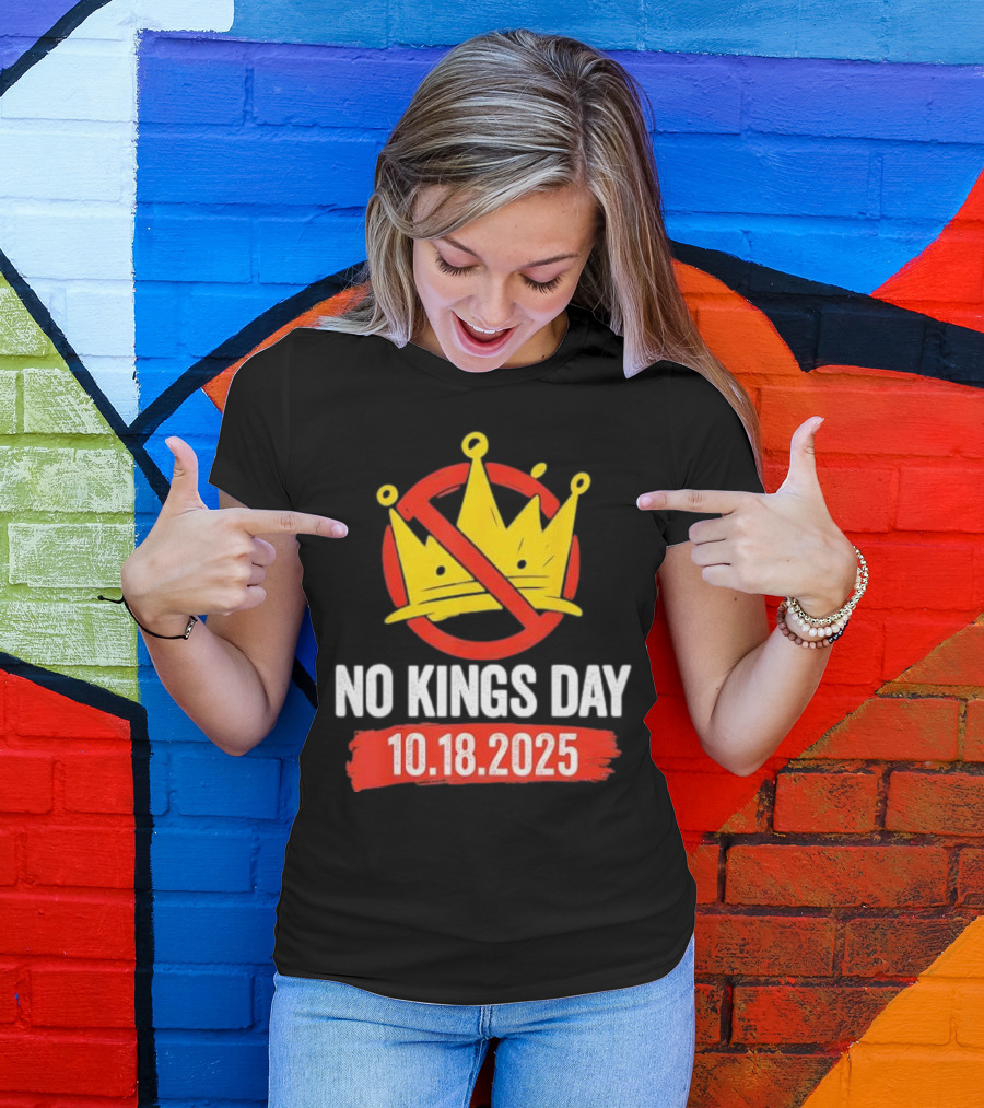 No Kings Day 10.18.2025 Crown Symbol T-Shirt