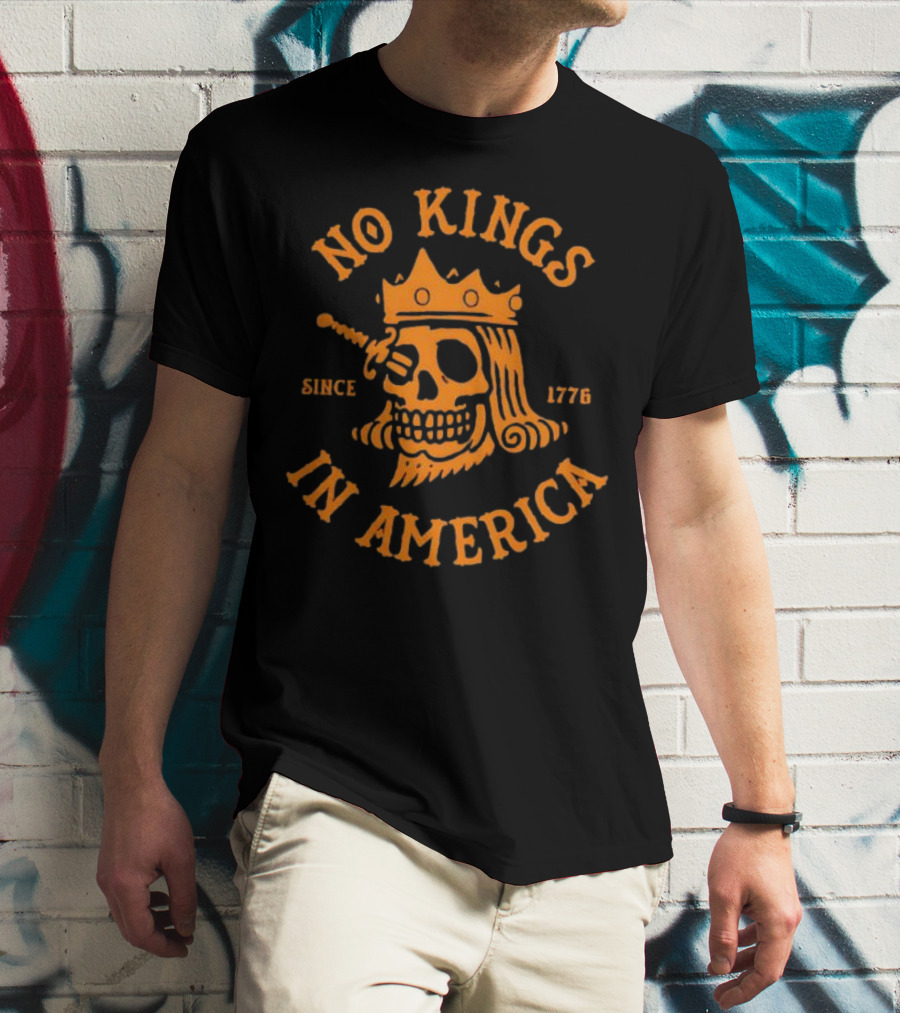 No Kings In America Since 1776 Skull Halloween T-Shirt