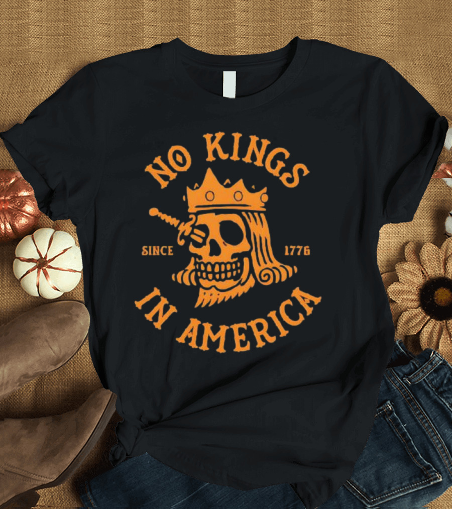 No Kings In America Since 1776 Skull Halloween T-Shirt
