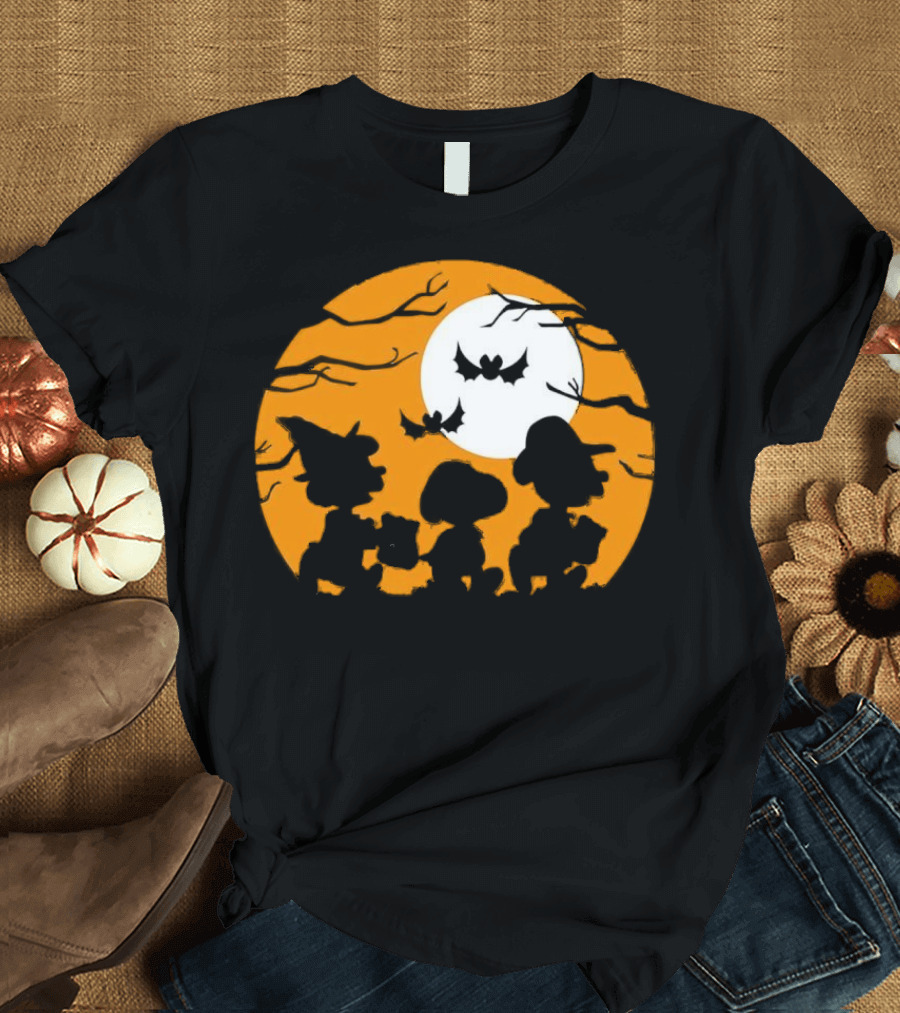 Great Pumpkin Charlie Brown Peanuts Trick Or Treat Halloween Moon Bat Silhouettes T-Shirt