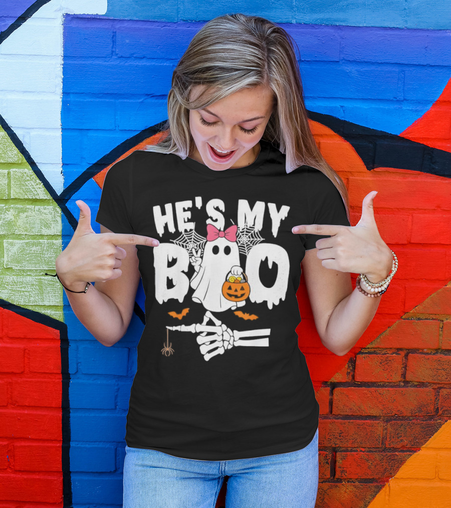 He’s My Boo Pink Bow Ghost With Pumpkin Candy Basket And Skeleton Hand Halloween T-Shirt