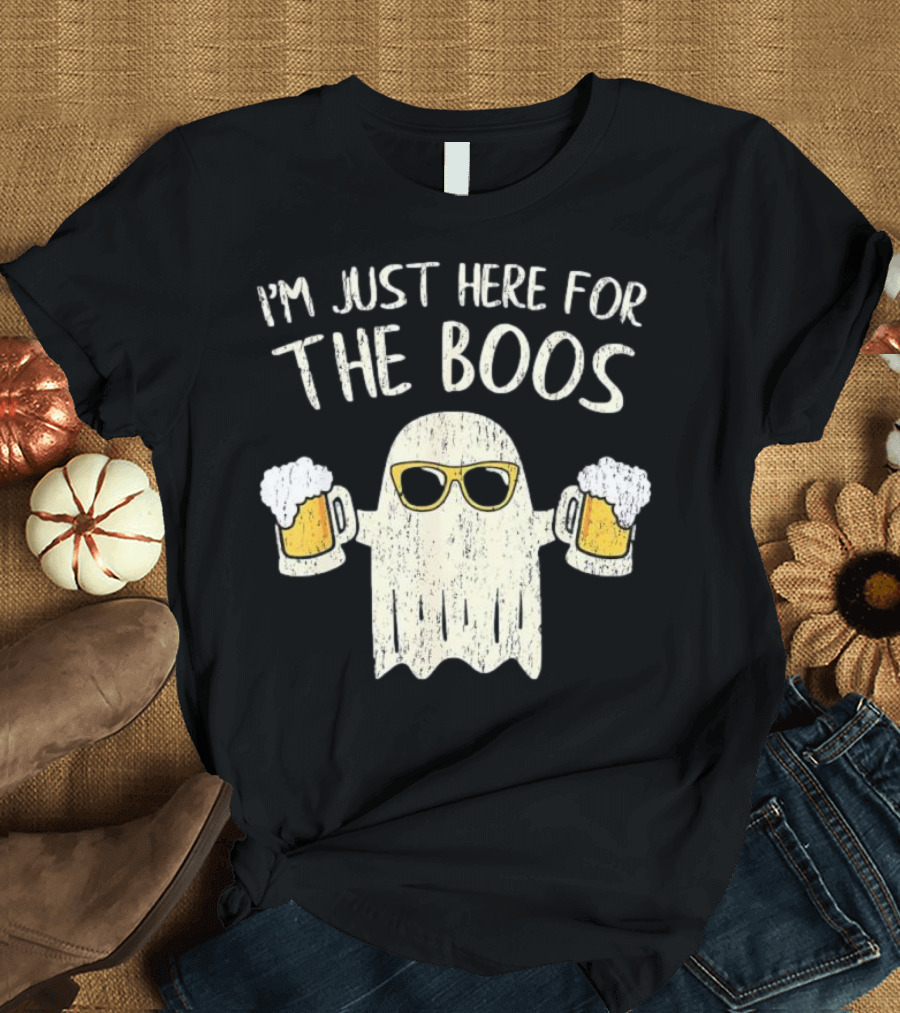 I'm Just Here For The Boos Funny Ghost Sunglasses Beer S T-Shirt