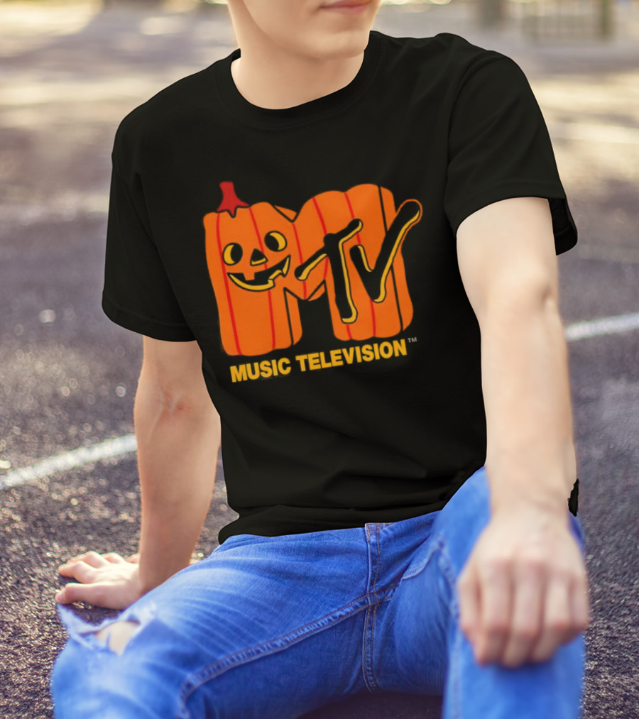 MTV Music Television Pumpkin Halloween T-Shirt