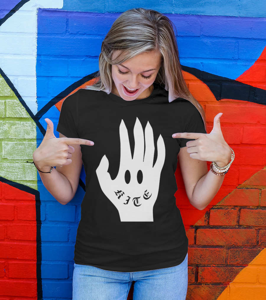 Kite Smile Hand By Stefan Fält T-Shirt