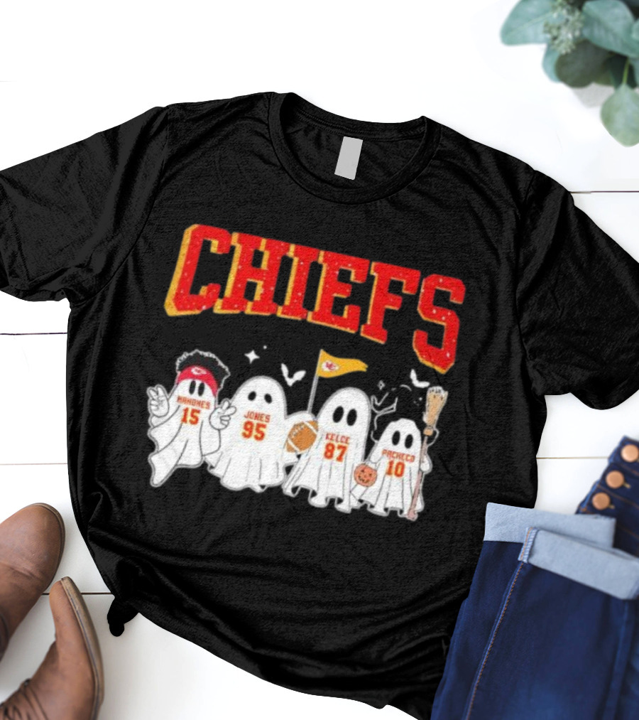 Kansas City Chiefs Halloween Mahomes Jones Kelce Pacheco Ghosts T-Shirt