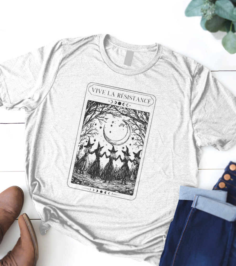 Vive La Resistance Crescent Moon Witches Tarot Card Halloween Feminist Anti Patriarchy T-Shirt