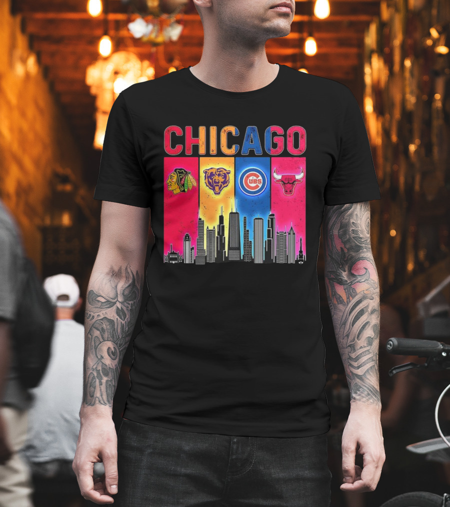 Chicago Blackhawks Bears Cubs Bulls Skyline T-Shirt