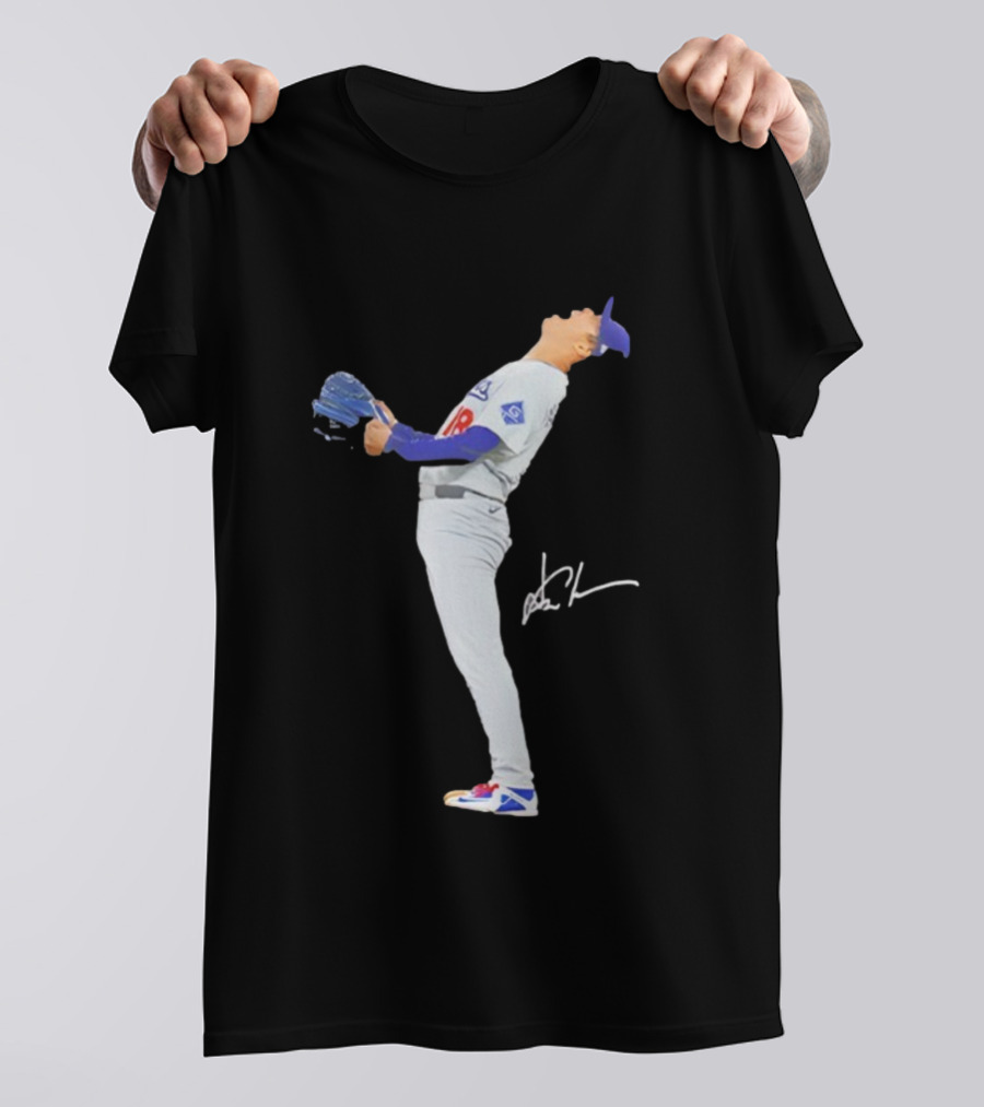Shohei Ohtani Shout Loudly Baseball Signature Pose In Game Uniform T-Shirt