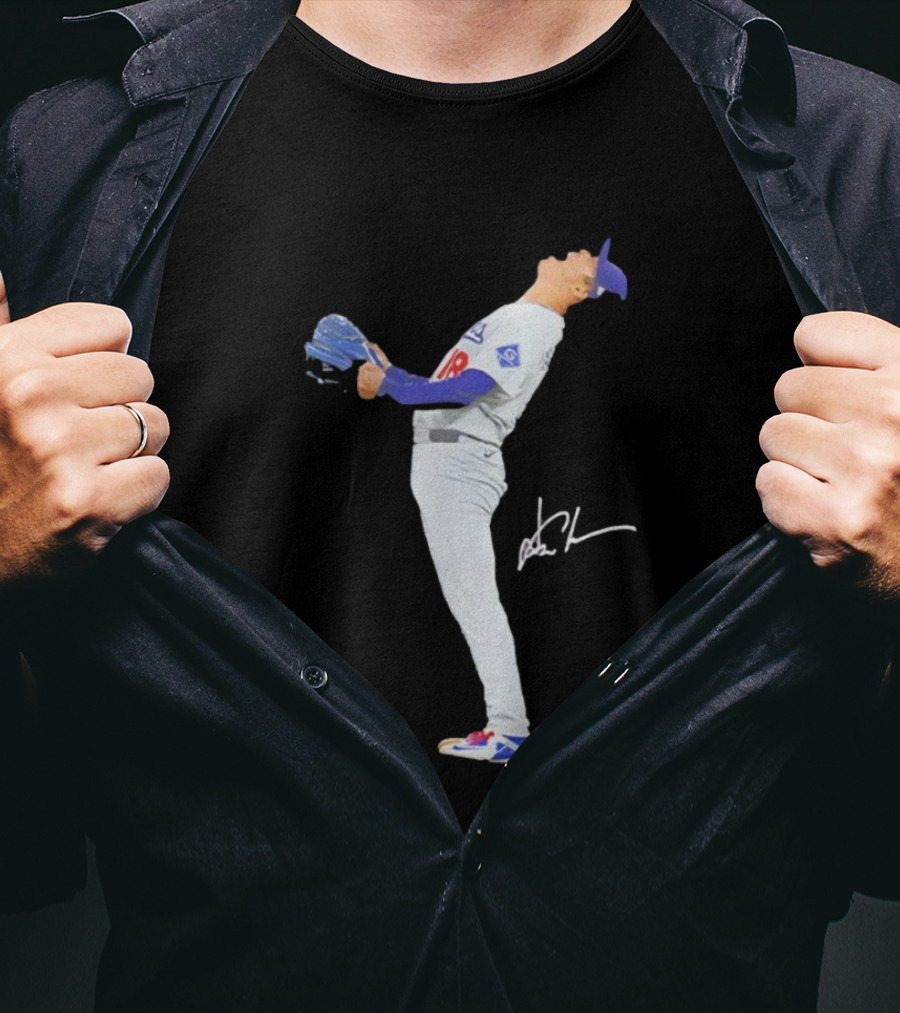 Shohei Ohtani Shout Loudly Baseball Signature Pose In Game Uniform T-Shirt