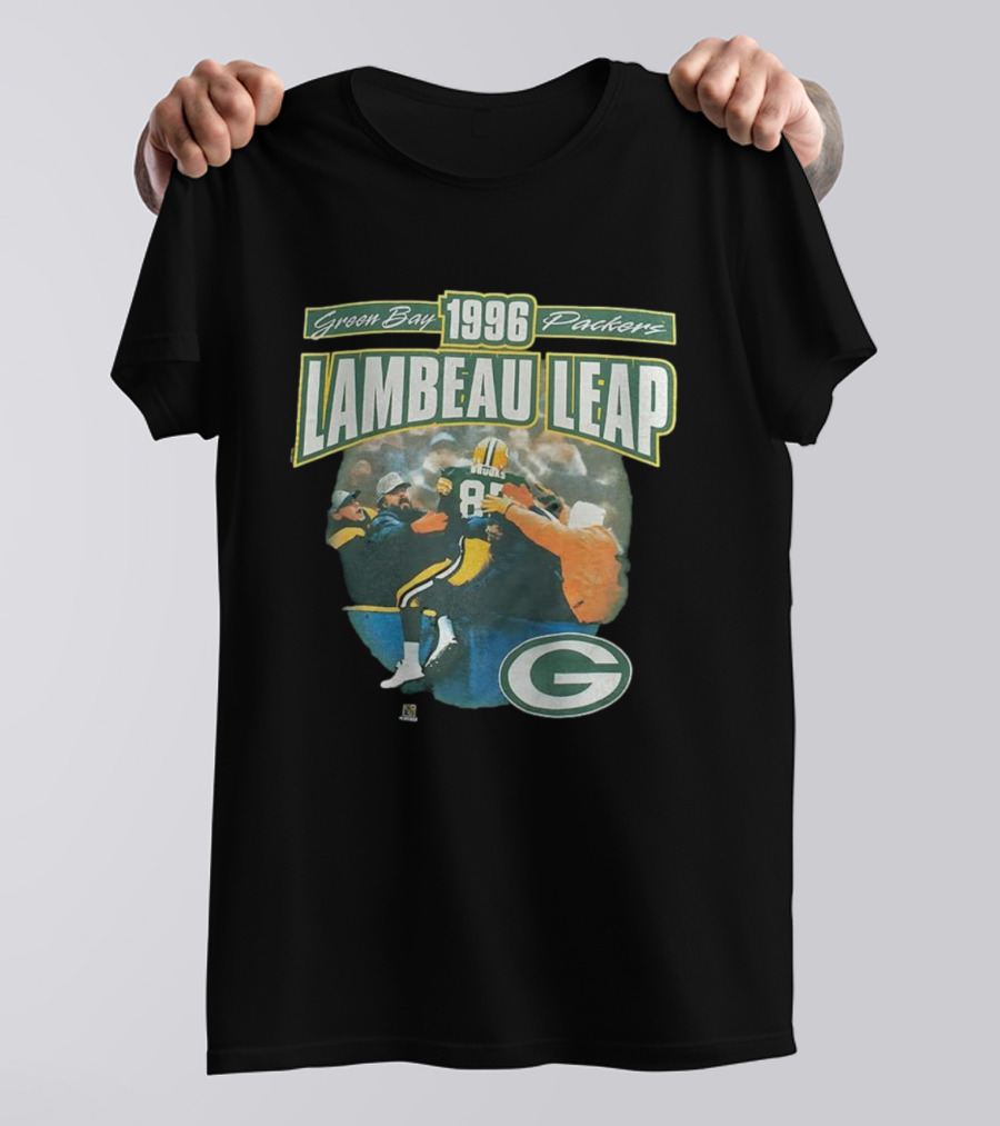 Green Bay Packers Lambeau Leap 1996 Super Bowl XXXI Celebration Iconic Football Moment T-Shirt