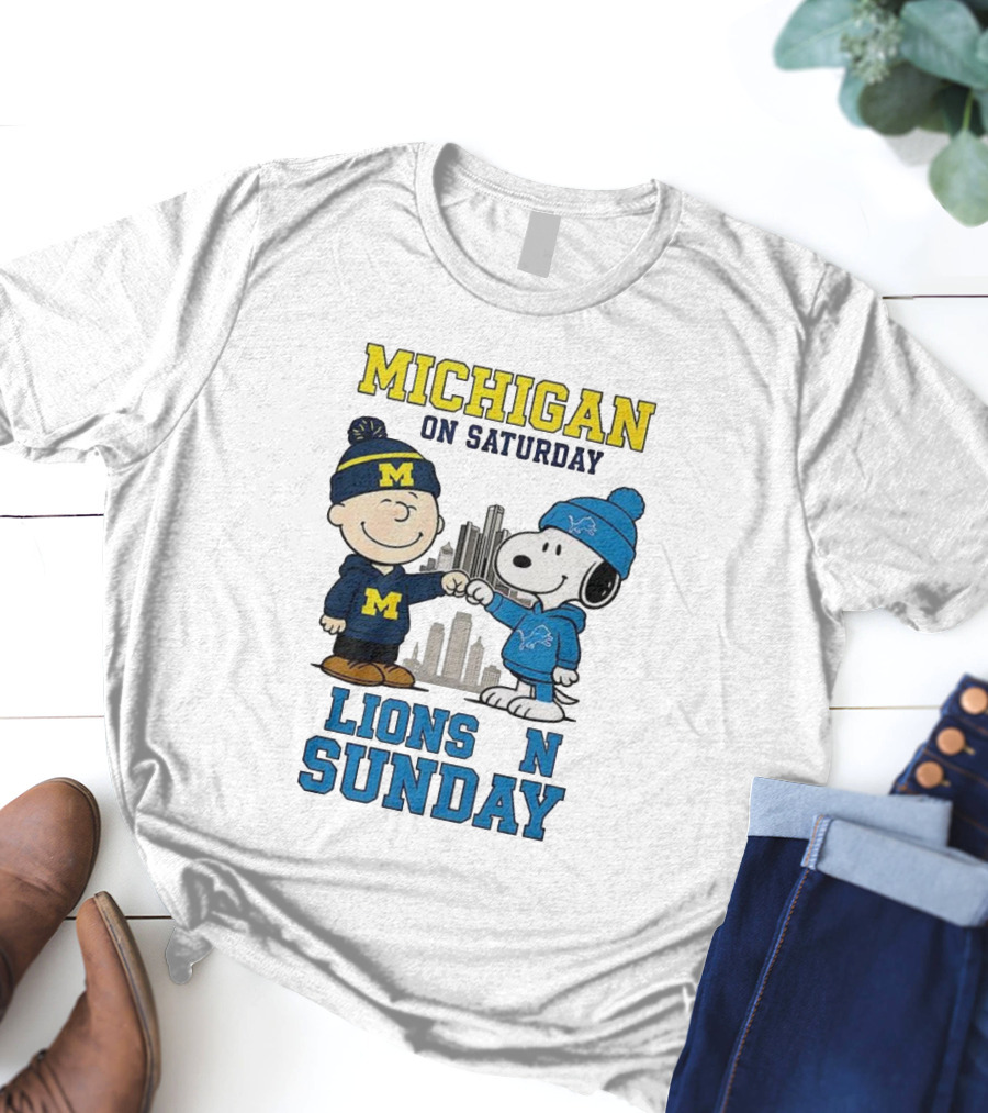 Michigan Wolverines On Saturday Charlie Brown And Snoopy Lions On Sunday T-Shirt