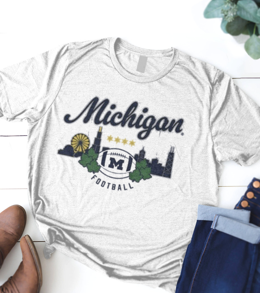Michigan Skyline Chicago Ferris Wheel Leaves Football Stars T-Shirt