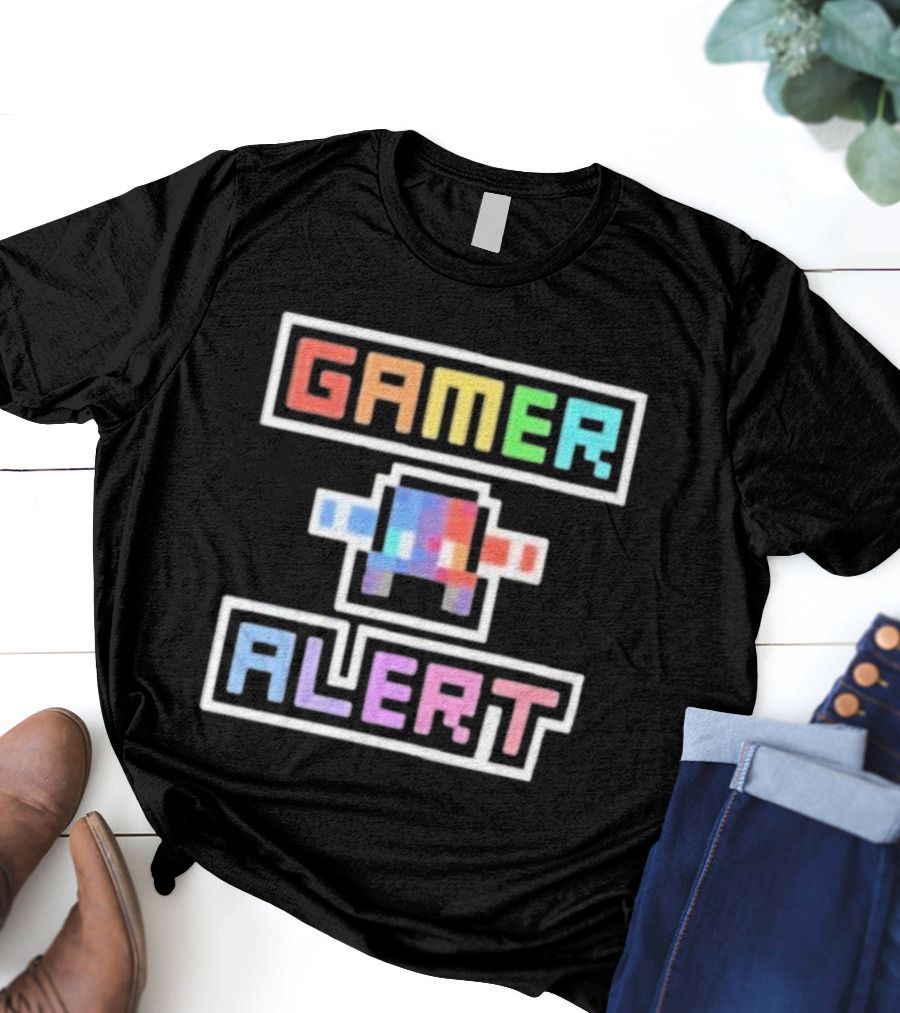 Gamer Alert Retro Pixel Art Style от Authorblues T-Shirt