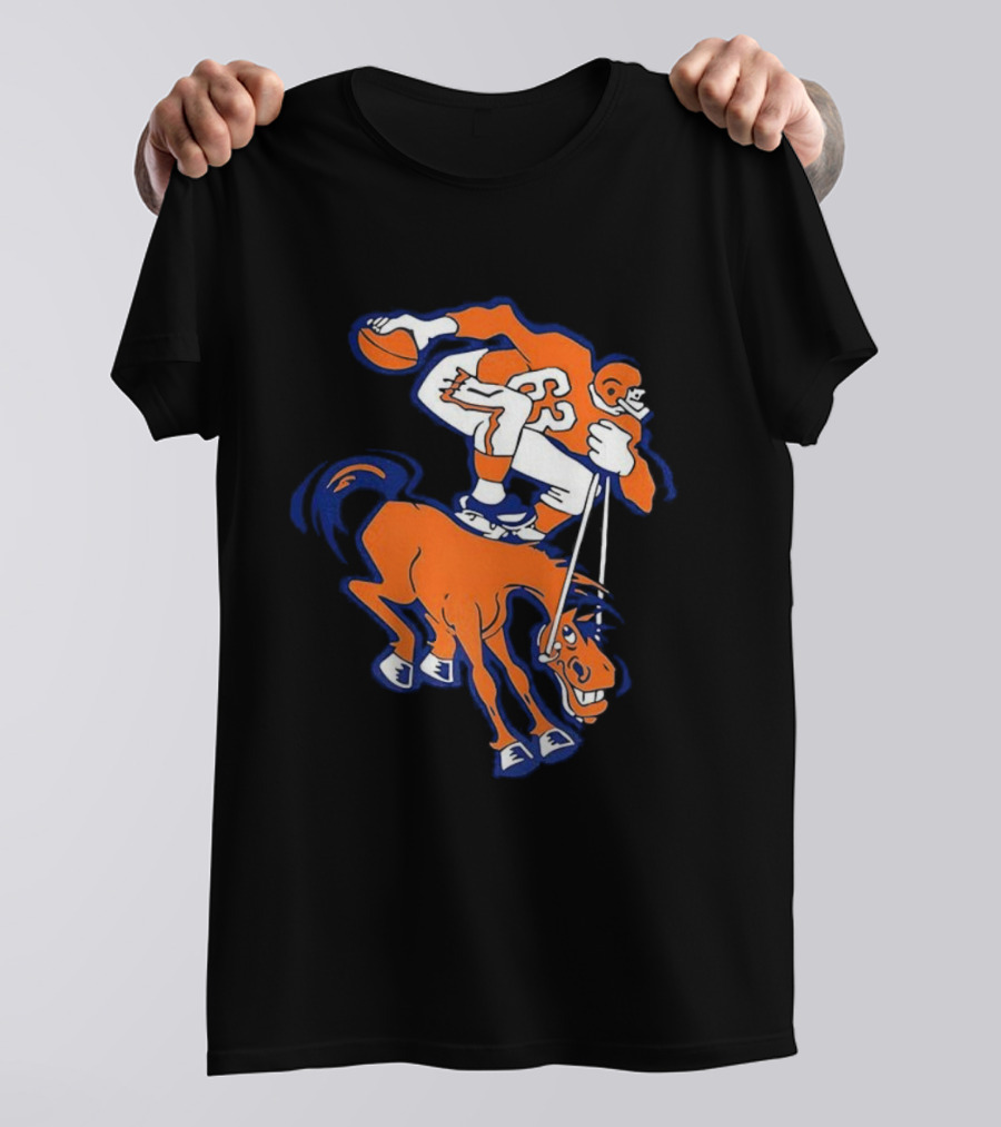 Denver Broncos Vintage Football Horse And Throwing Player T-Shirt