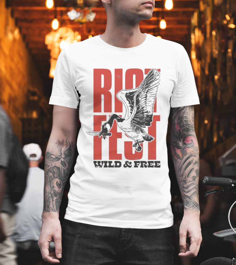 Riot Fest Wild And Free Goose Knife Iconic Design T-Shirt