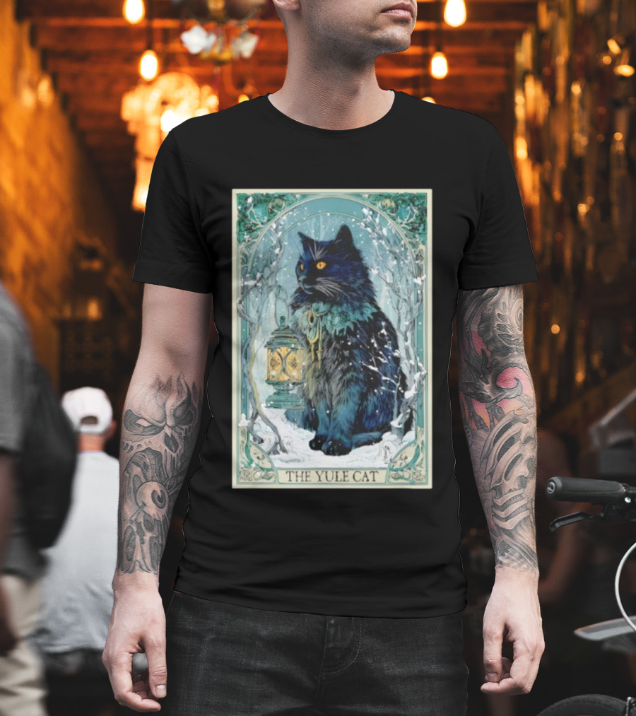 Creepmas Vintage The Yule Cat Tarot Card Lantern Snowy Dark Christmas T-Shirt