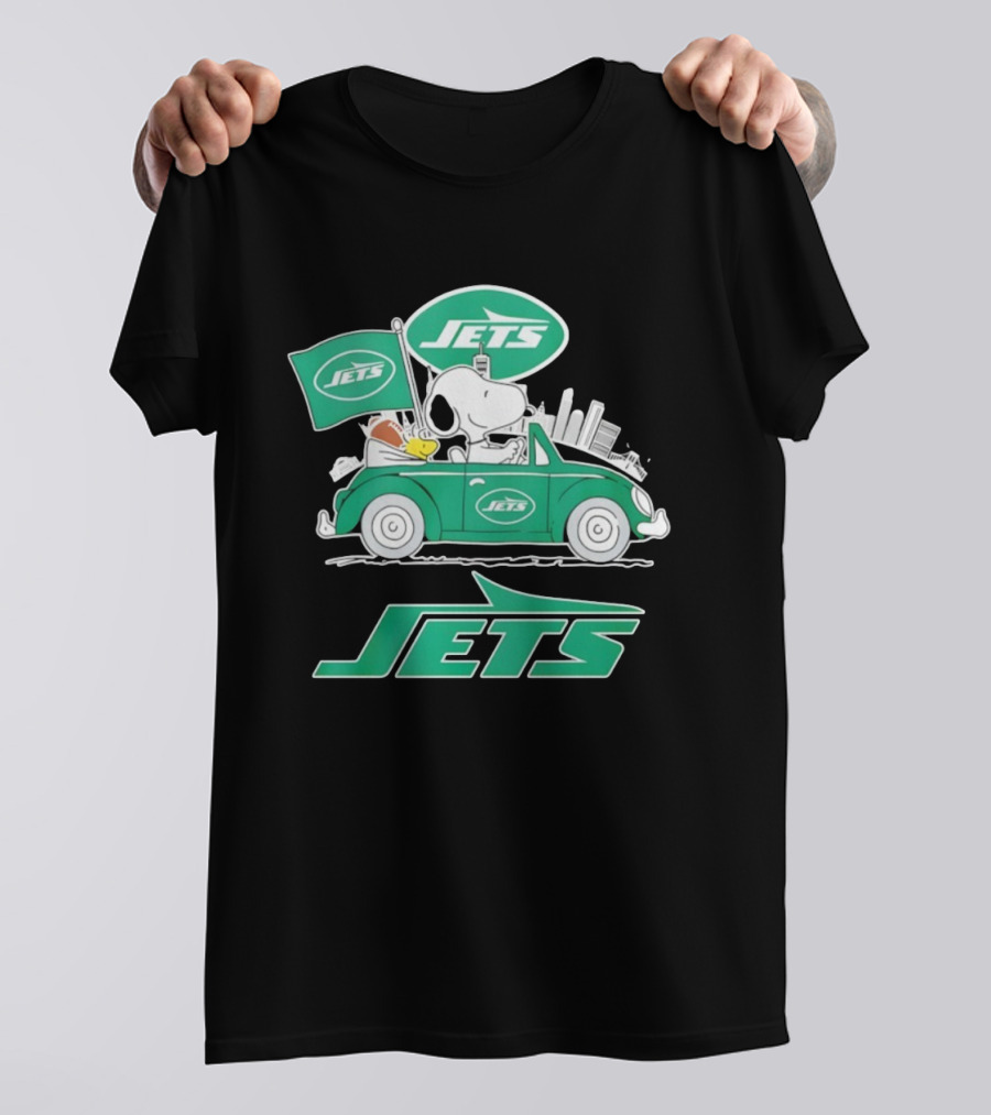 New York Jets Snoopy And Woodstock Driving City Adventure T-Shirt