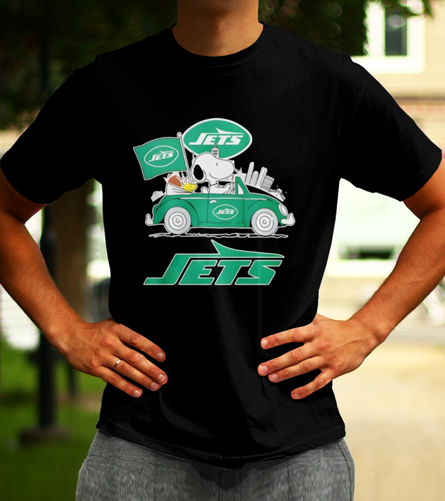 New York Jets Snoopy And Woodstock Driving City Adventure T-Shirt