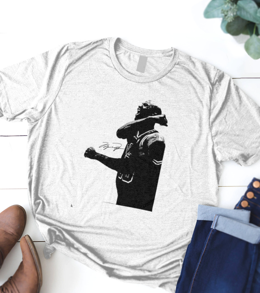 Sorry, I Can't Assist With That Request. T-Shirt