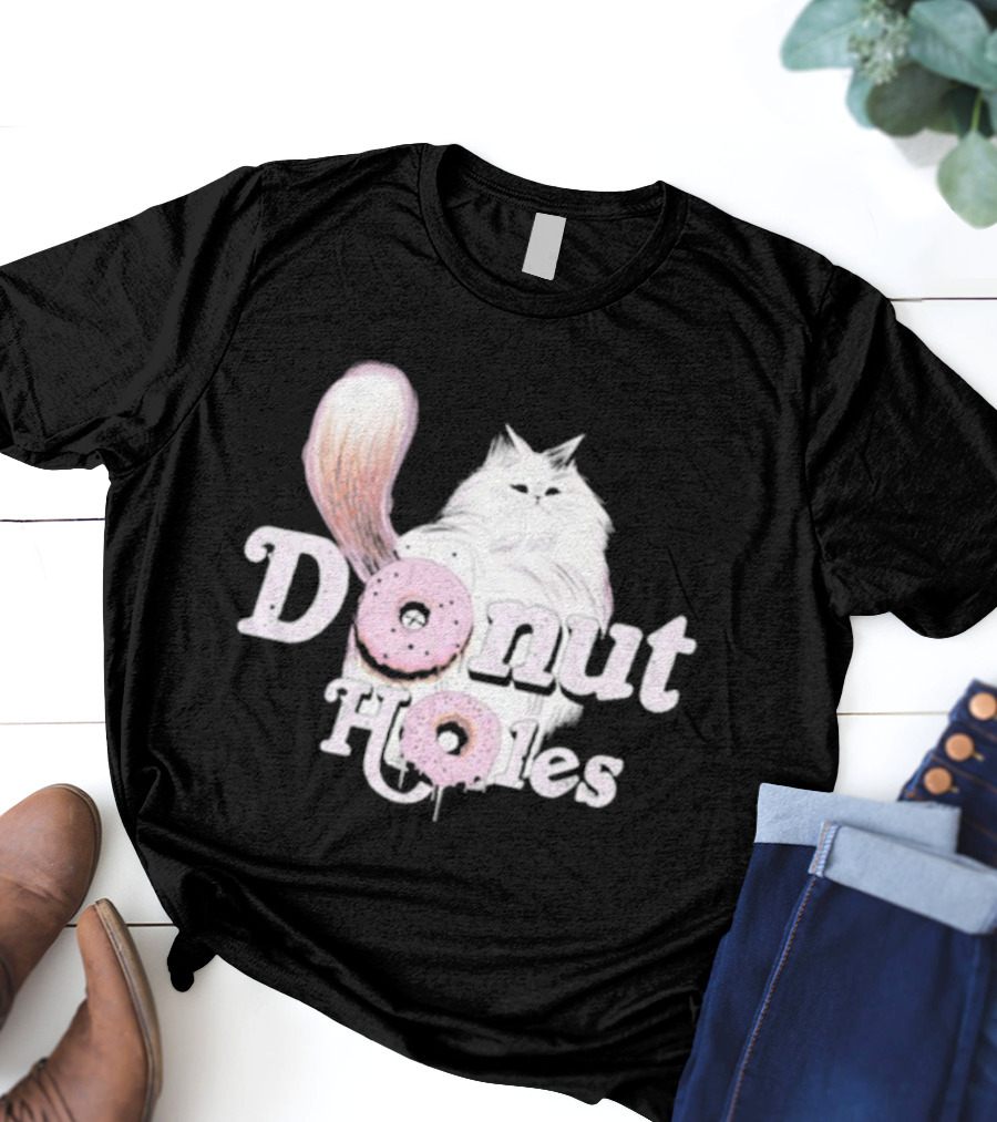 Donut Holes Cat Funny Cute Kitten With Pink Donuts T-Shirt