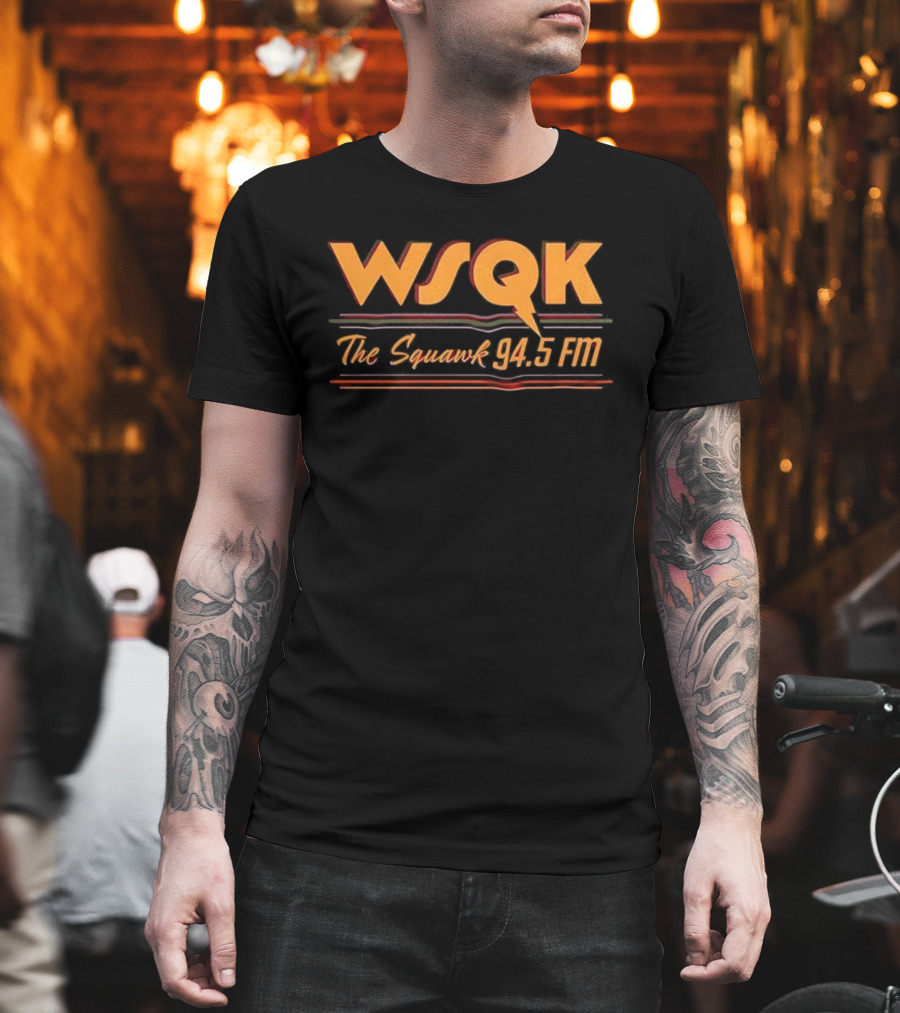 WSQK The Squawk 94.5 FM Radio Station Vintage Retro Style T-Shirt