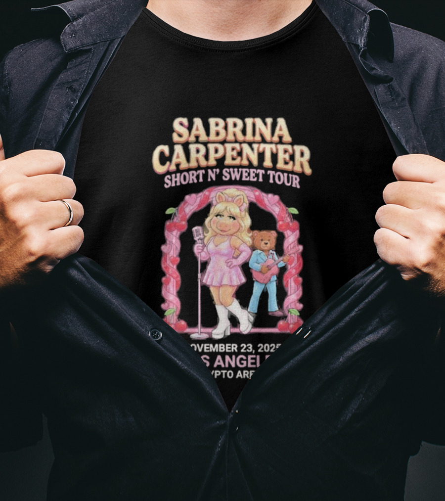 Sabrina Carpenter Short N’ Sweet Tour Los Angeles November 23 2025 Crypto Arena Miss Piggy Cosplay Bobo The Bear Cherry Ribbons T-Shirt