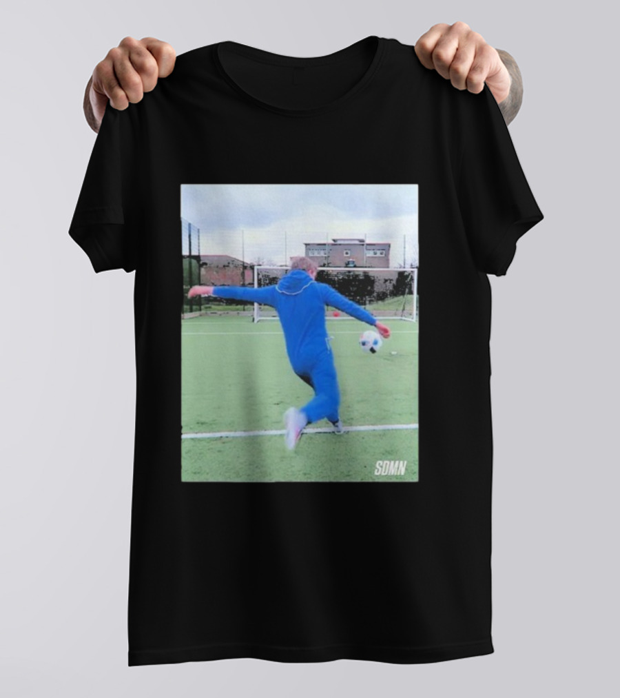 Sidemen SDMN W2s Crossbar Volley Football Action Shot T-Shirt
