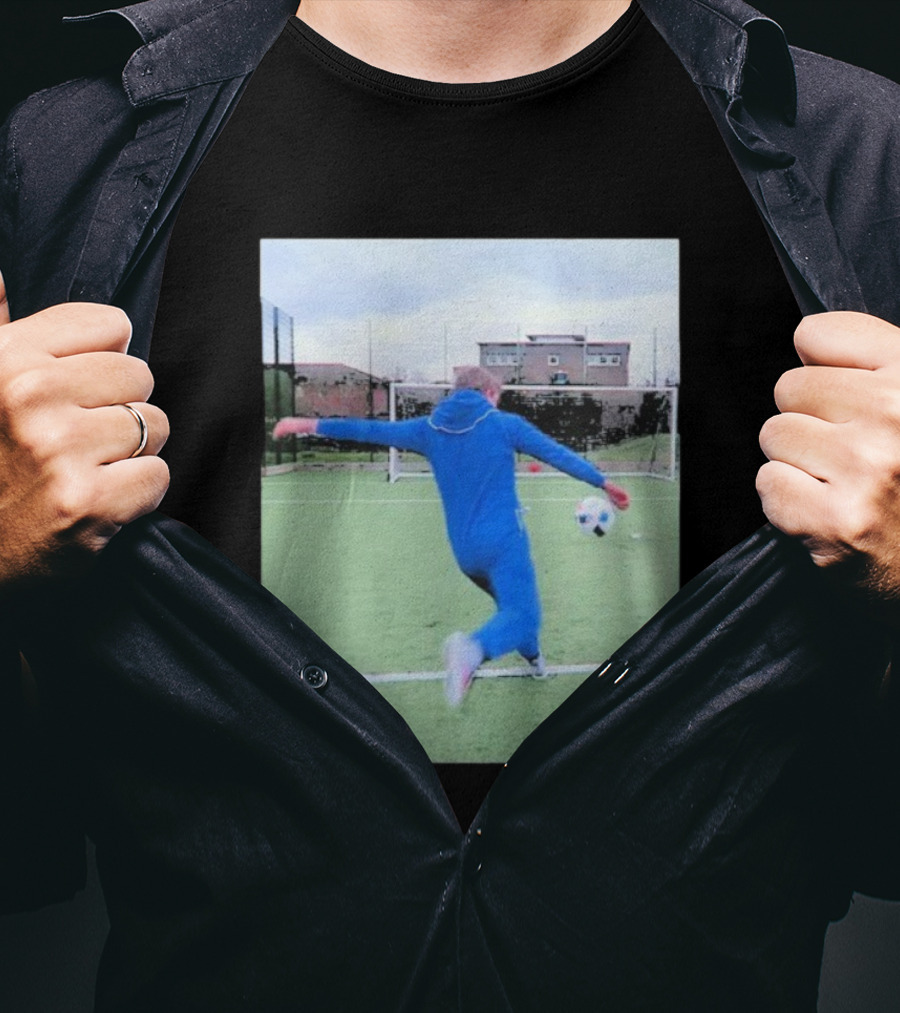 Sidemen SDMN W2s Crossbar Volley Football Action Shot T-Shirt