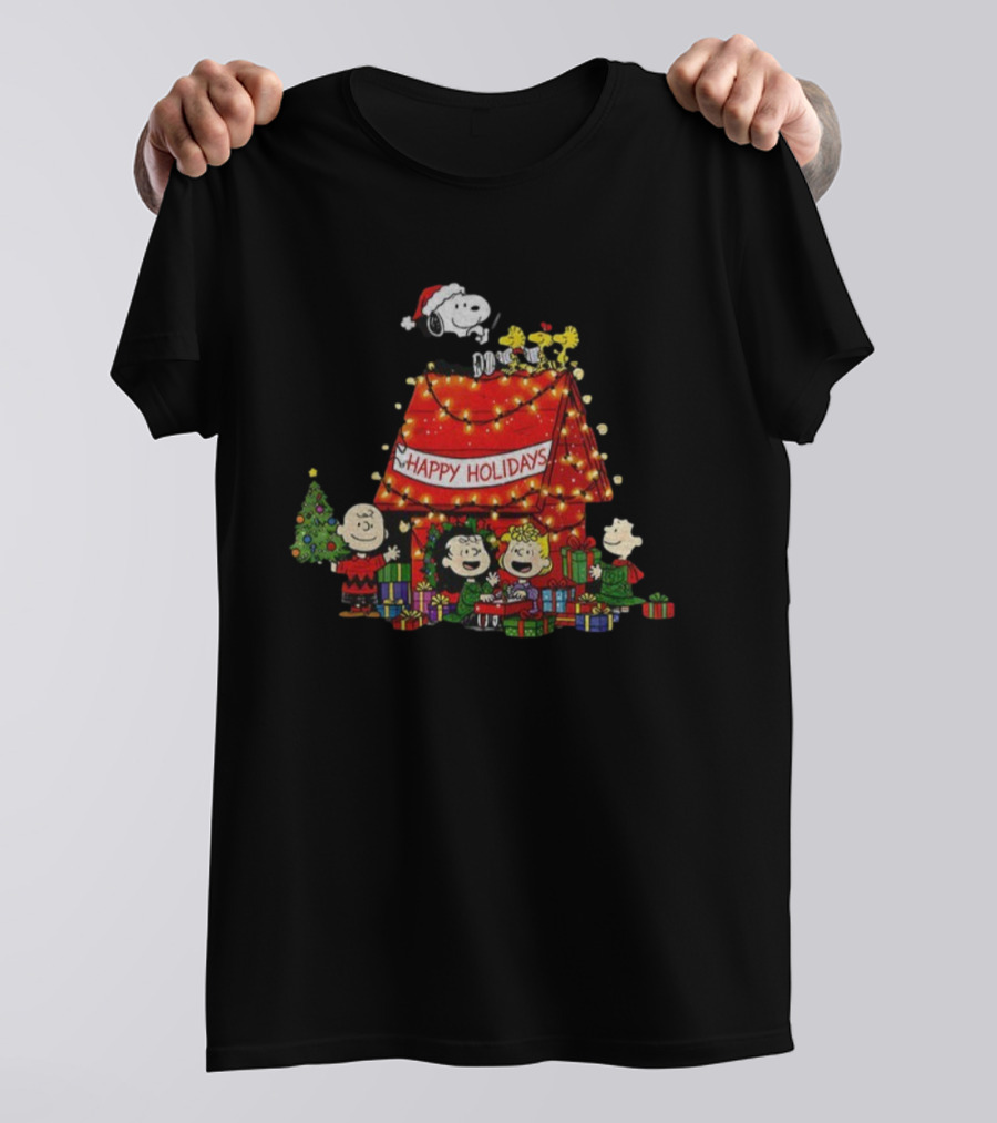 Snoopy Peanuts Friends Christmas Tree Happy Holidays Winter Merry Christmas T-Shirt