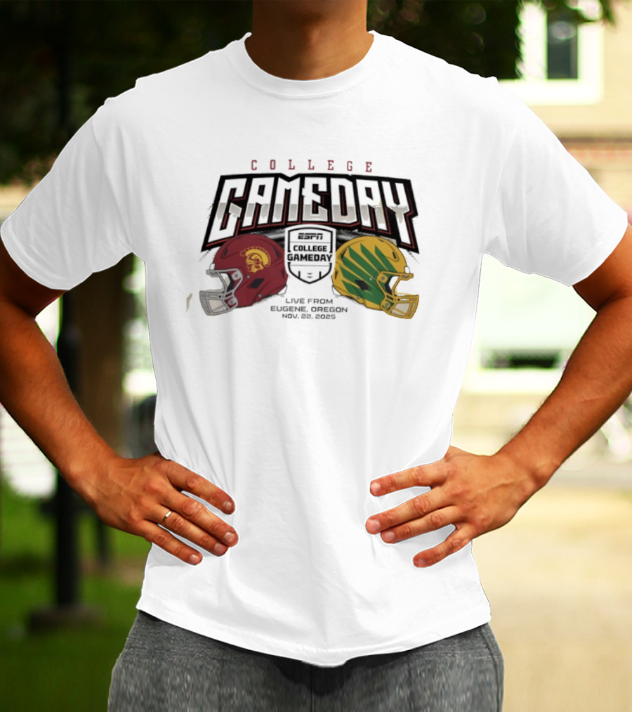 ESPN College GameDay Eugene Oregon Nov 22 2025 USC Trojans Vs Oregon Ducks Helmets T-Shirt